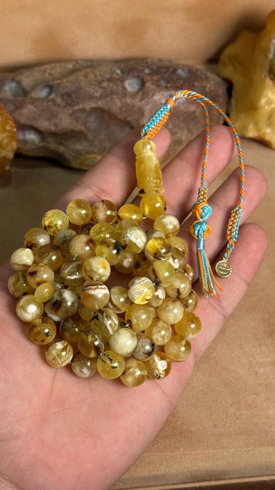 كهرمان طبيعي