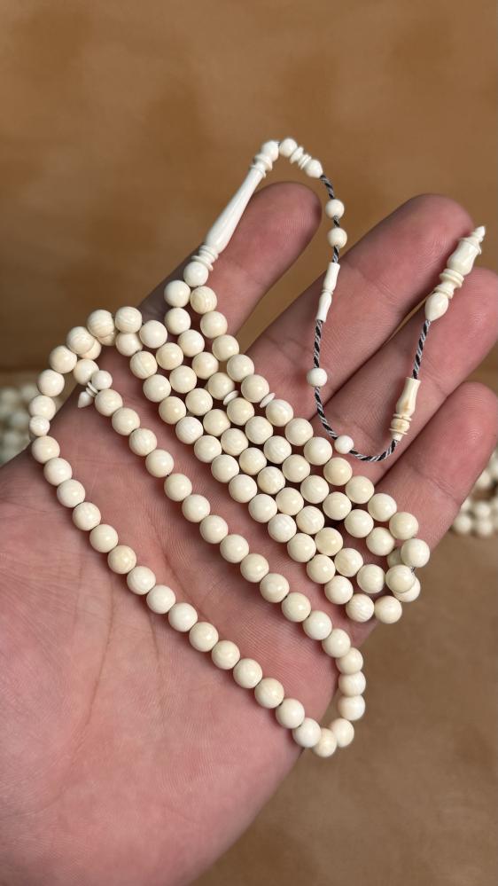 عاج طبيعي