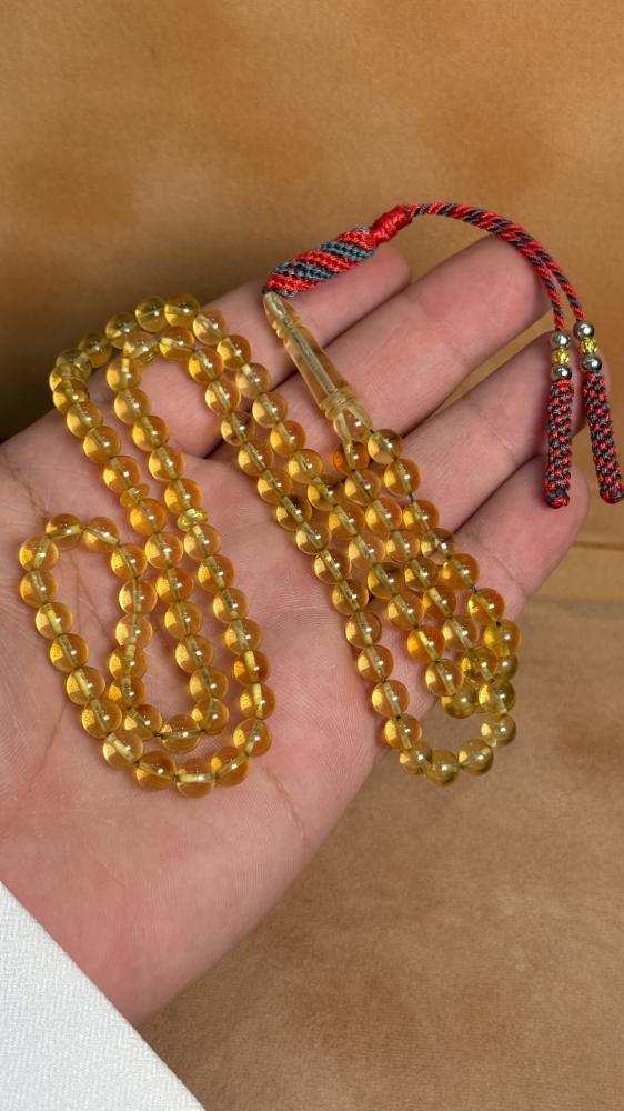 كهرمان طبيعي