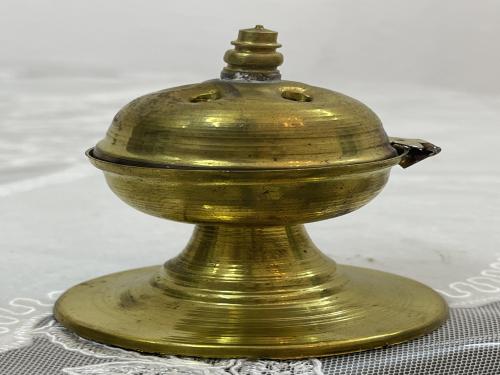 مباخر صغيرة