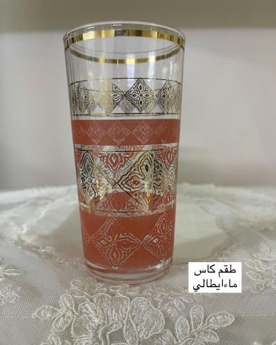 كاسات ايطالي من الثمانينات - نص درزن