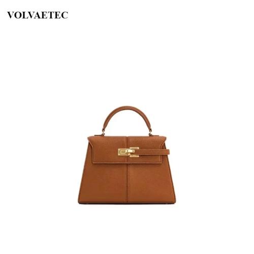 حقيبة يد VOLVAETEC بتصميم شبه منحرف