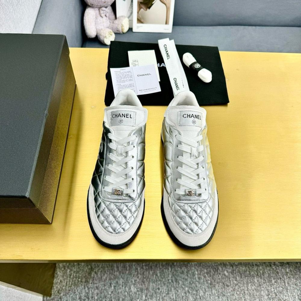 حذاء نسائي ماركة ‏Chanel