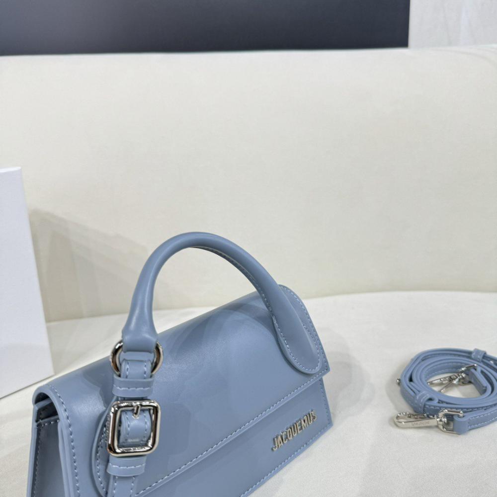 شنطة نسائية ماركة ‏JACQUEMUS