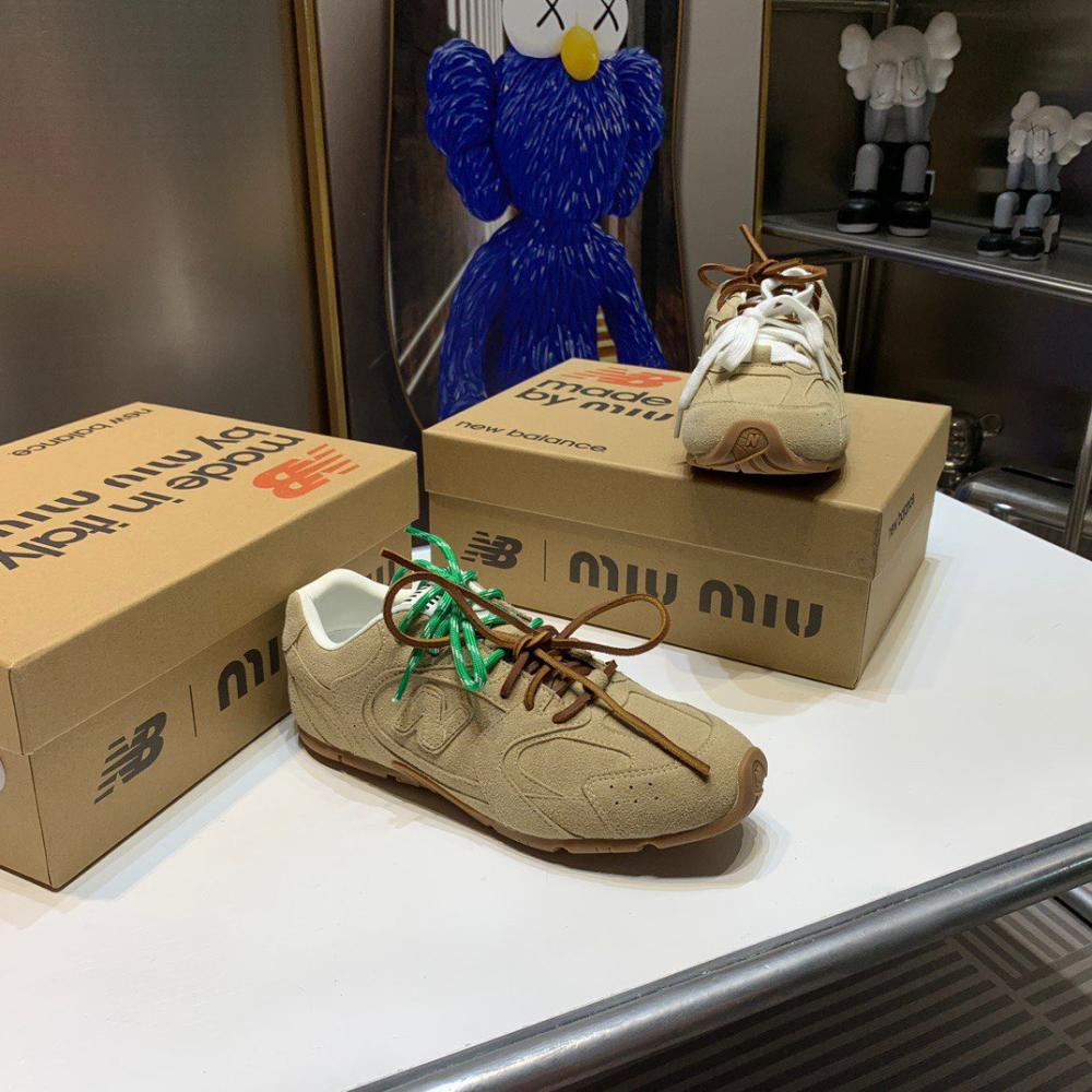 حذاء ماركة Miumiu