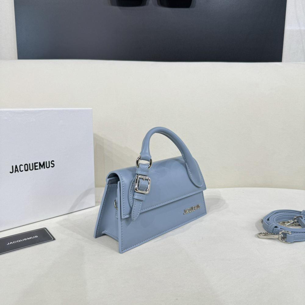 شنطة نسائية ماركة ‏JACQUEMUS