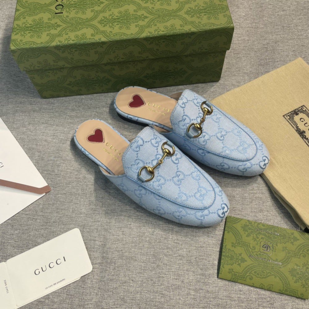 حذاء نسائي ماركة Gucci
