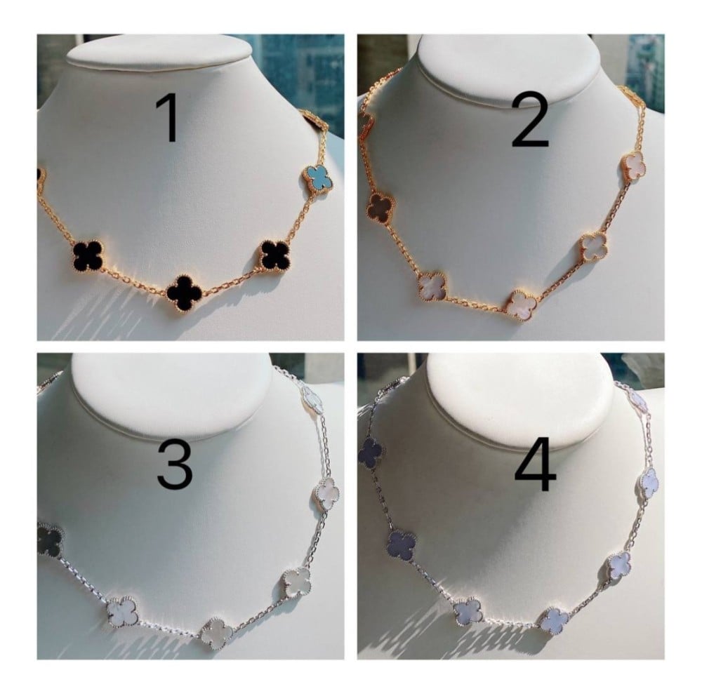 قلادة نسائية ماركة Van Cleef & Arpels