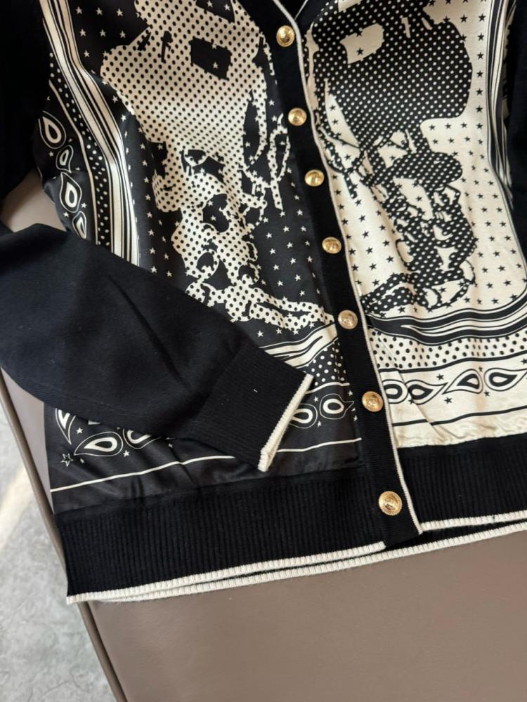 سويتر ماركة Hermès