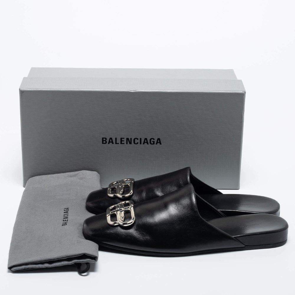 حذاء نسائي ماركة ‏Balenciaga