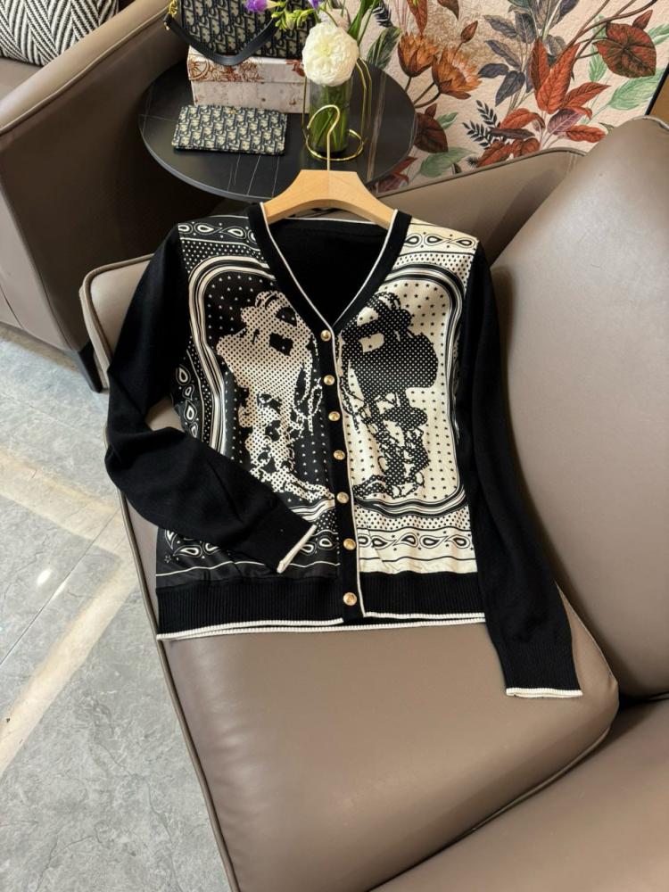 سويتر ماركة Hermès