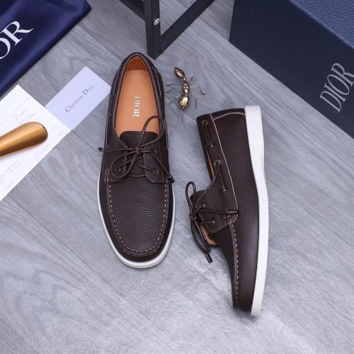 حذاء رجالي ماركة ‏Dior