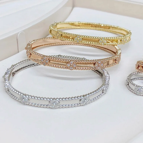 سوار البرسيم الحلو مطرز