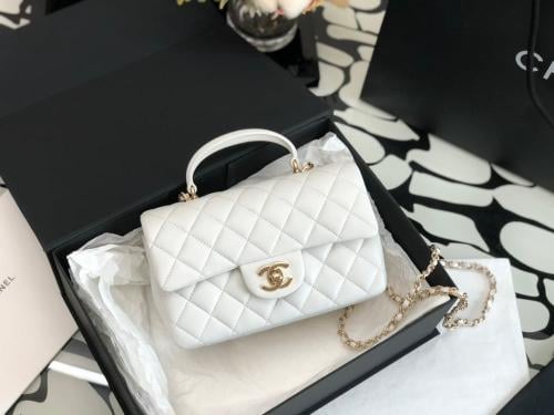 شنطة شانيل 22P هندل ميني مقاس 20 سم