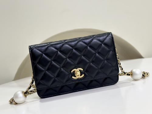 Chanel woc 19cm