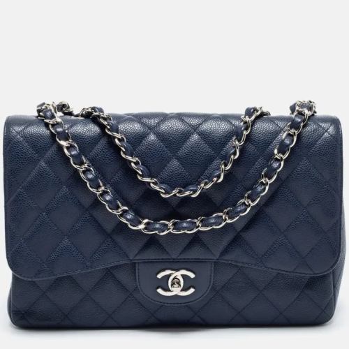 حقيبة كتف كلاسيكية من شانيل