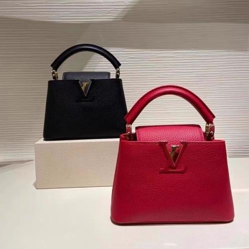 شنطة لويس Capucines مقاس 21 سم لون الاحمر