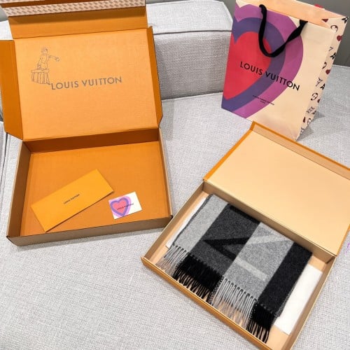 Lv Wool blend for men enclose 90% wool 10% cashmere