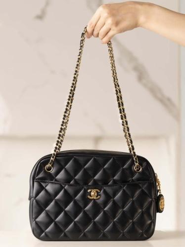 شنطة شانيل 24Kمقاس 24 سم