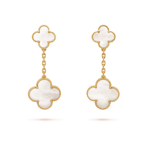 أقراط الحمراء العتيقة