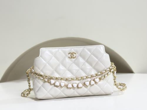 Chanel  13x19x8cm