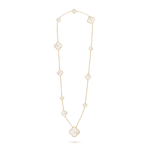 طقم "Sweet Hearts" من "Van Cleef & Arpels" مكون من قطعتين [ أقراط + قلادة ]