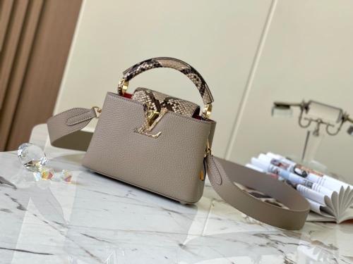 شنطة لويس Capucines مقاس 21 سم