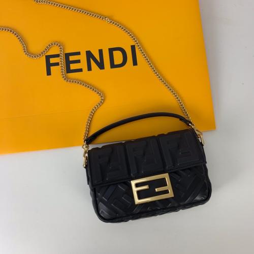 Fendi 19x11.5x4cm