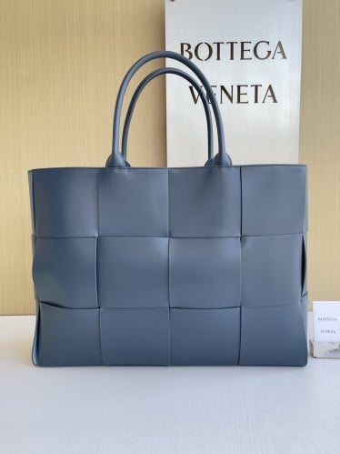 BV Large Tote bag 47*33*13CM