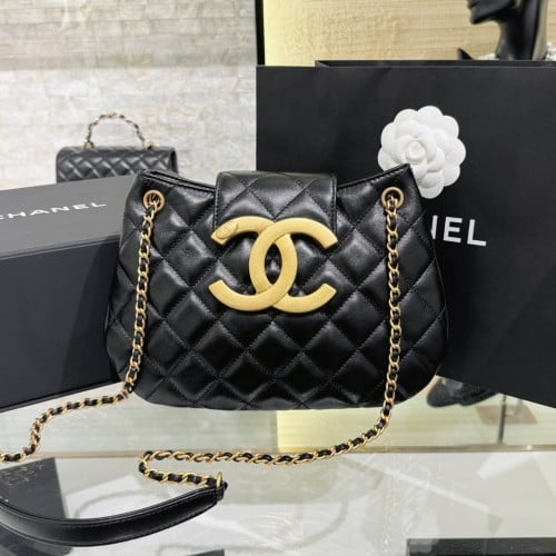 Chanel 24c 25x17x5cm
