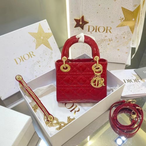 شنطة ليدي ديور