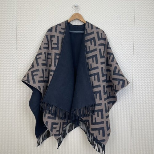 Fendi Two-sided cloak with fringe 140*150CM 51% wool 49% cashmere