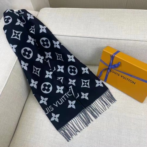 LV ESSENTIAL 186*34CM 100%sheep wool