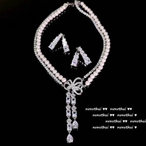 Zirconia Necklace and Earrings Set