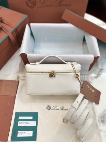 Loro Piana Extra Poket  19×11×6.5