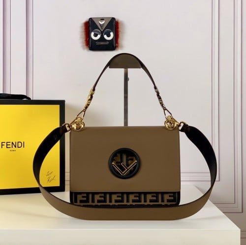 Fendi 25x18x10cm