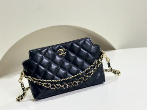Chanel  13x19x8cm