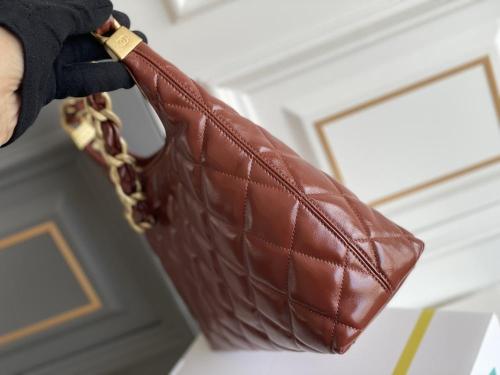 شنطة شانيل 24A مقاس 32 سم