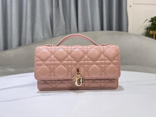 Dior 21 x 11.5 x 4.5cm