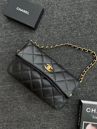 Chanel 24p hobo 28x30x7cm