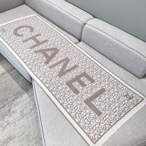 Chanel 194x70cm 100% cashmere