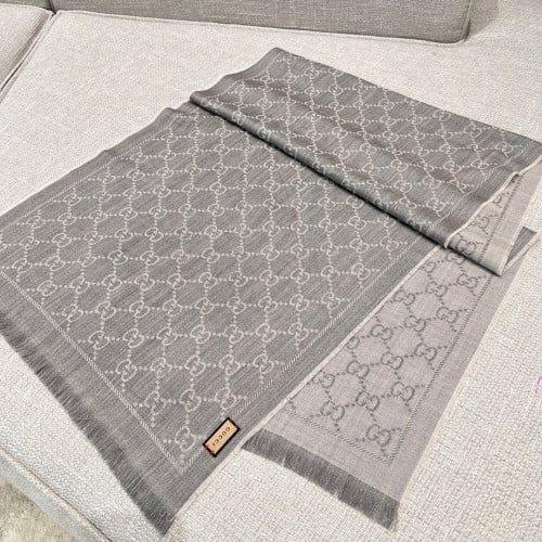 Gucci Top double letter jacquard cape 48x180cm 100% wool