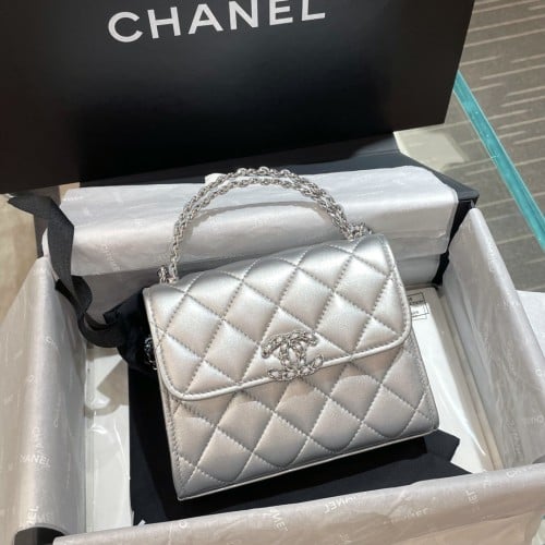 Chanel 23p Kelly 15.5x12x6cm