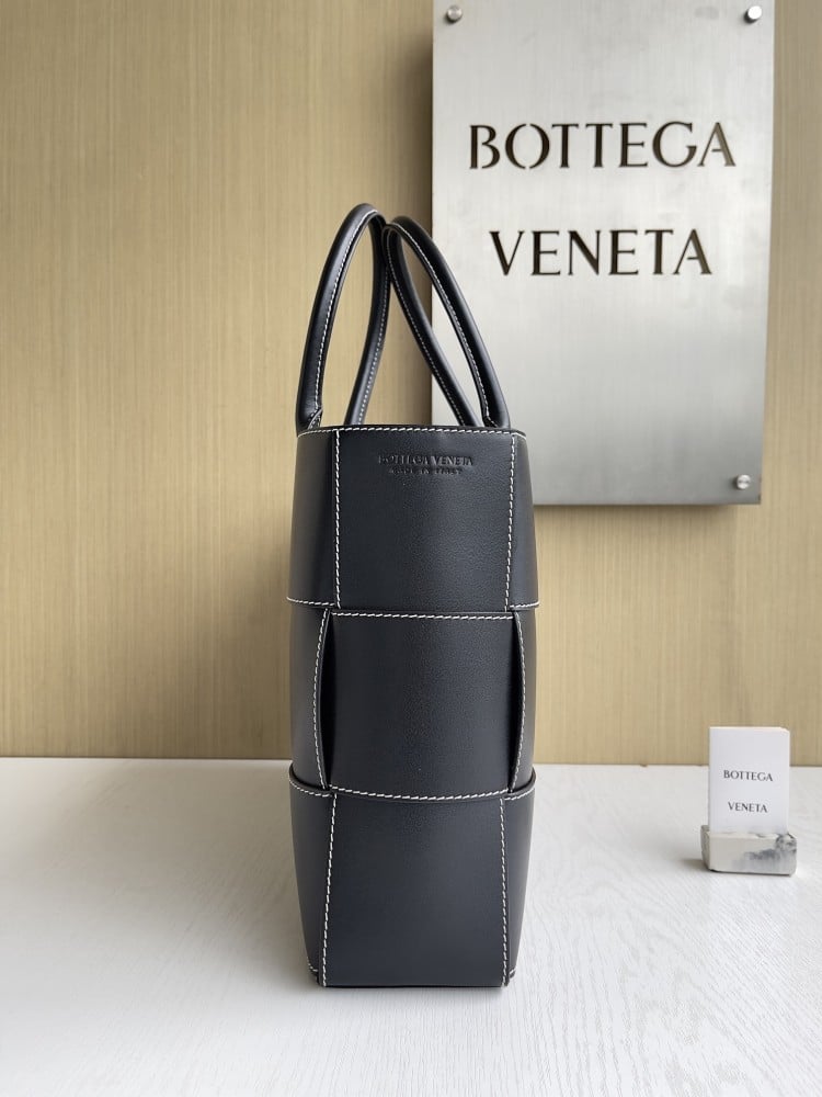 BV Tote bag 38 10 28cm