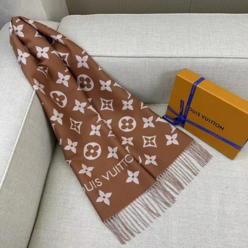 LV ESSENTIAL 186*34CM 100%sheep wool