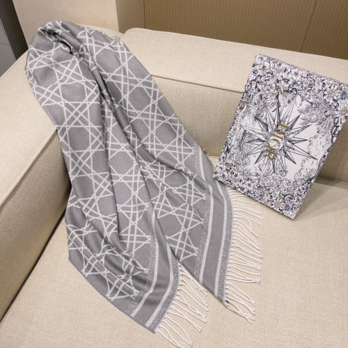 Di0r rattan plaid cape 140*140cm 100% cashmere