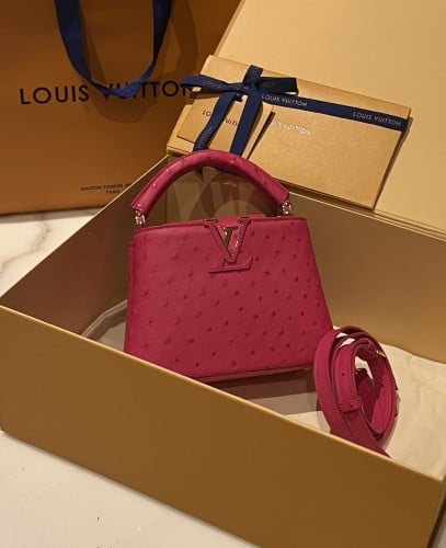 LV mini capucines