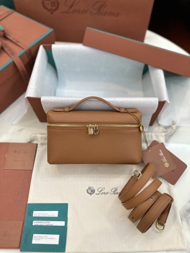 Loro Piana Extra Poket  19×11×6.5