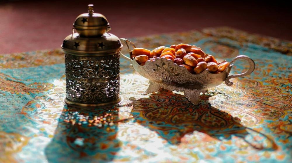 استمتع بلذة كسر الصيام بالتمر وانطلق بنشاط