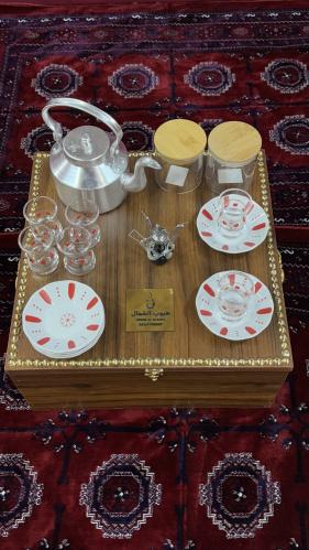 بوكس هبوب اللون أحمر